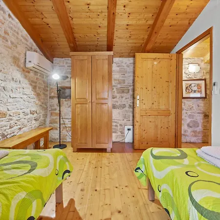Barbara - Orihi Villa *