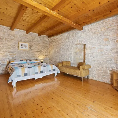 Barbara - Orihi Villa