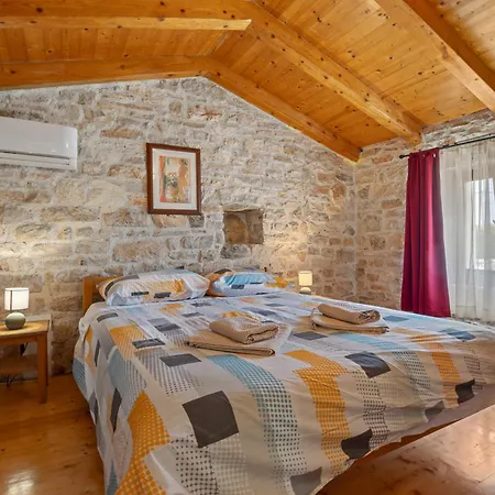 Villa Barbara - Orihi *